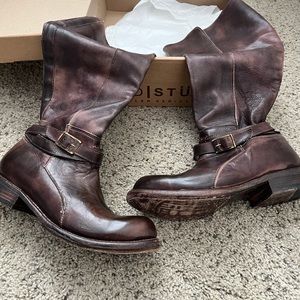 BED STU Cobbler series Teak Rustic Bristol Boot